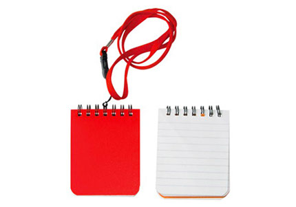 Libreta de notas colgante